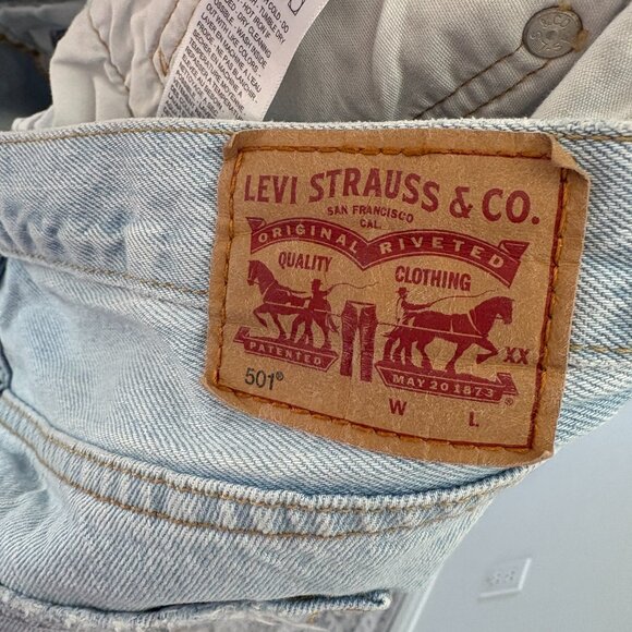 Women’s Levi’s 501 Light wash denim Jeans size 16w - Picture 6 of 11
